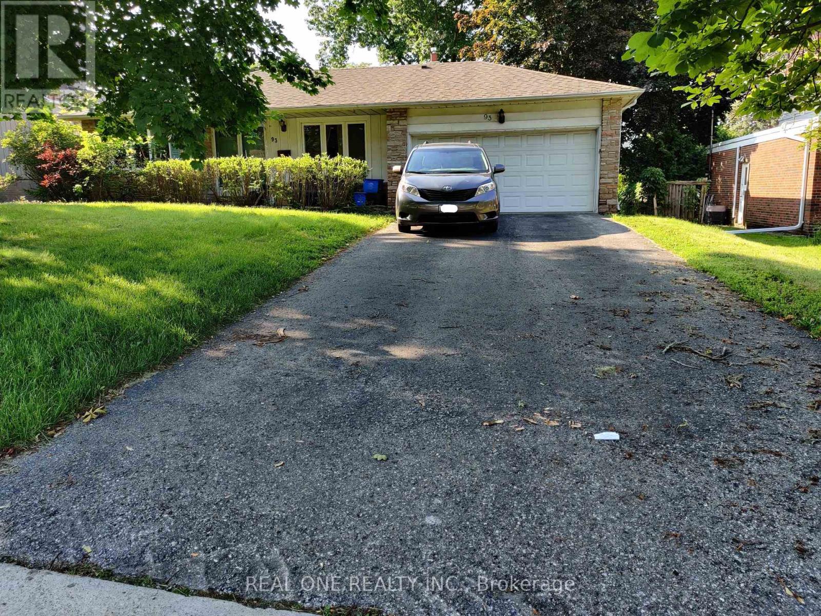 Photo 7 of Upper 93 Southdale Drive, Markham ON