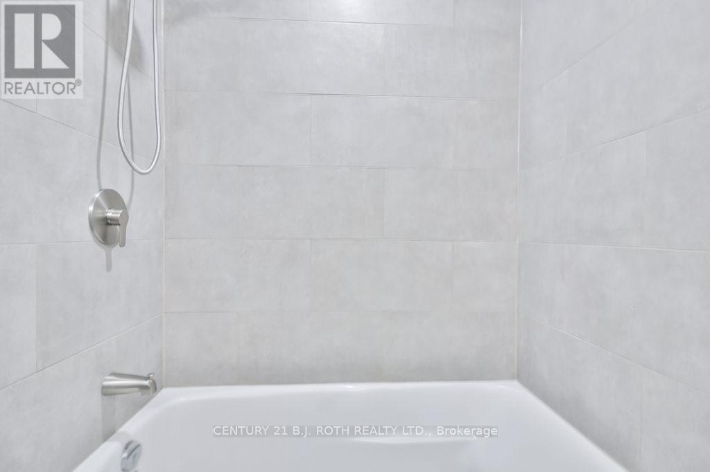 Photo 32 of 47 Stewart Avenue, New Tecumseth ON