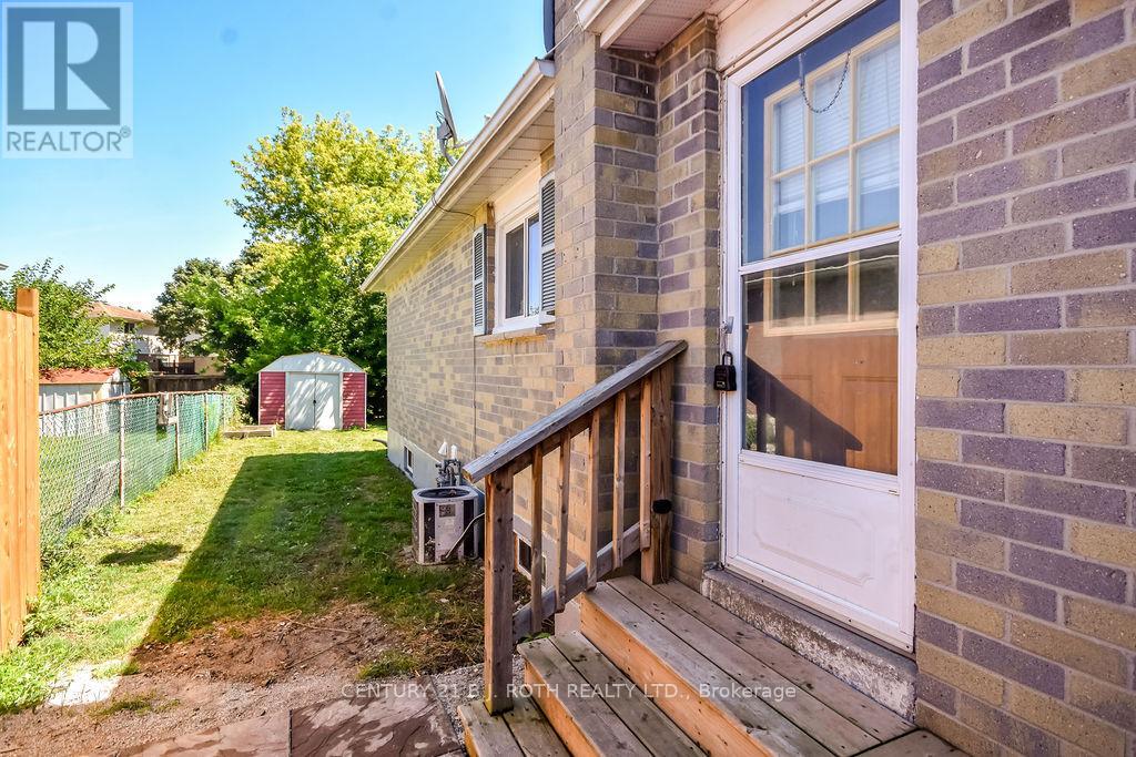 Photo 34 of 47 Stewart Avenue, New Tecumseth ON