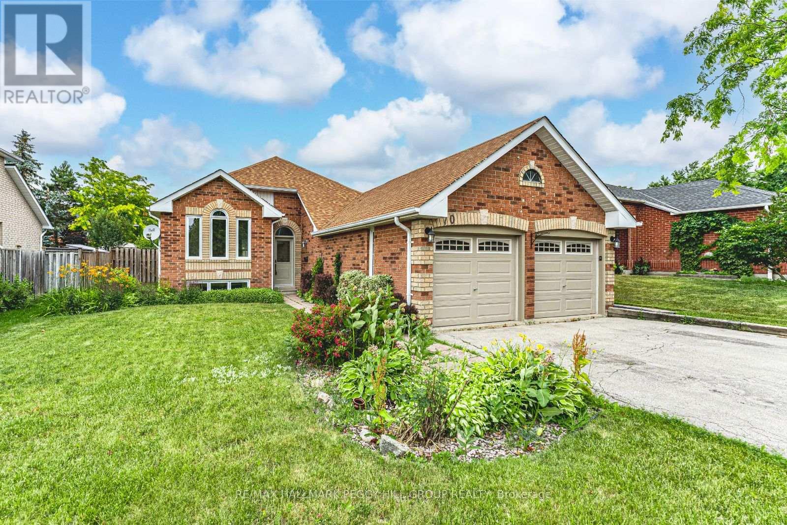 Photo 1 of 70 Hurst Drive, Barrie ON