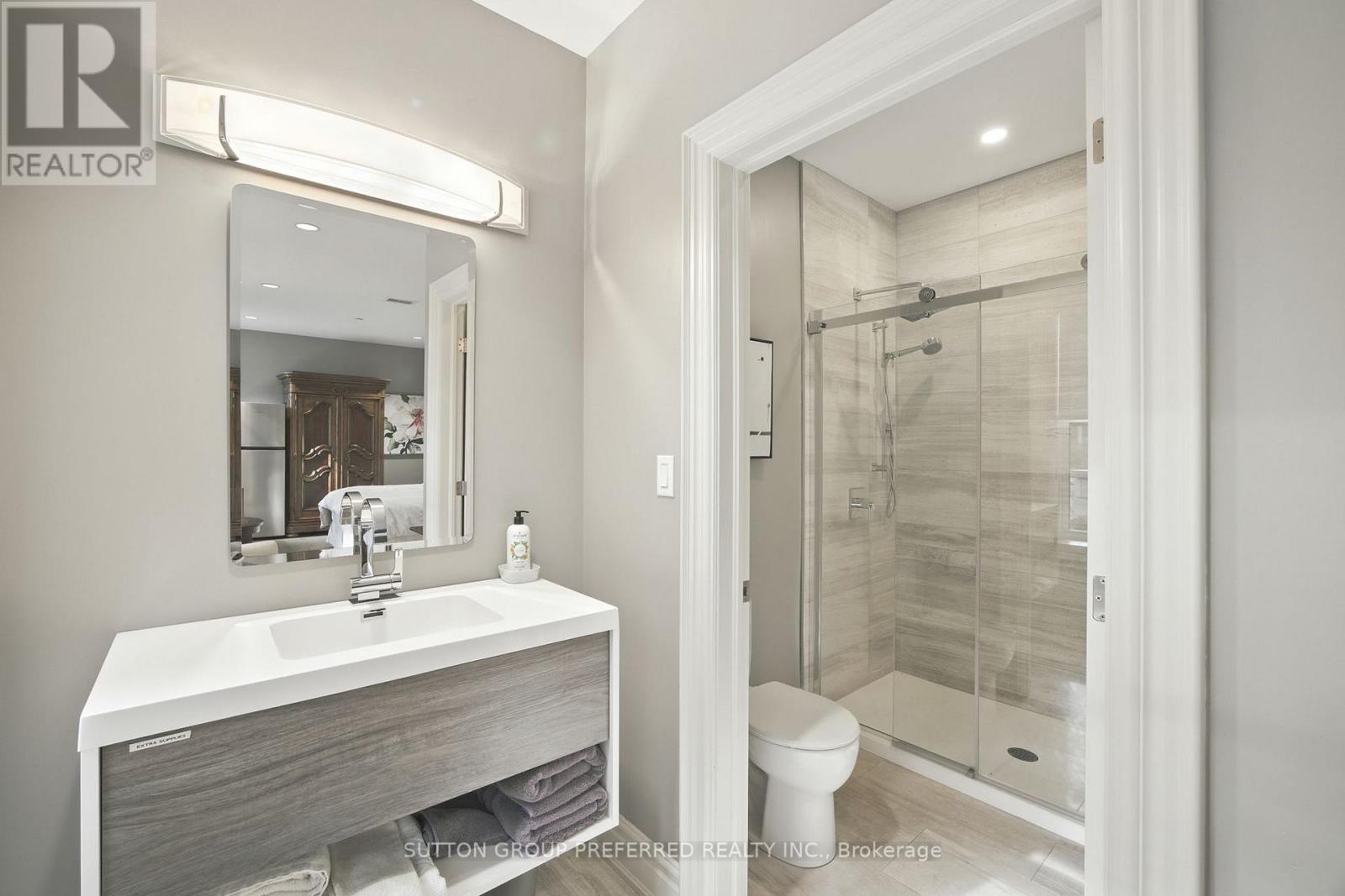 Photo 50 of 303 122 Wortley Road, London South ON