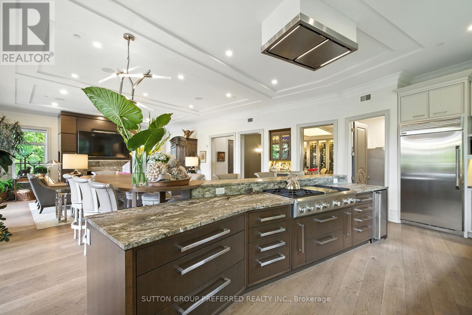Photo 2 of 303 122 Wortley Road, London South ON