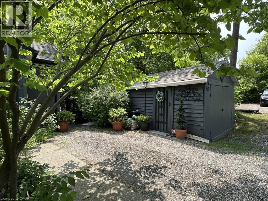 Photo 30 of 78 Queensway Drive E, Simcoe ON