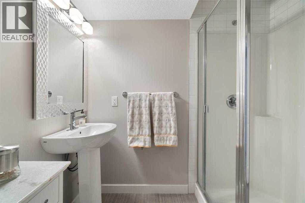 Single Family House for Sale in  Cochrane Road NW Banff Trail Calgary 