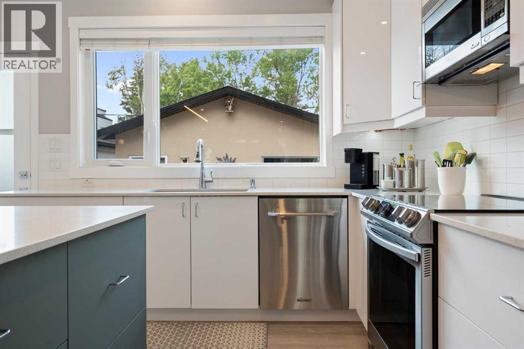 Single Family House for Sale in  Cochrane Road NW Banff Trail Calgary 