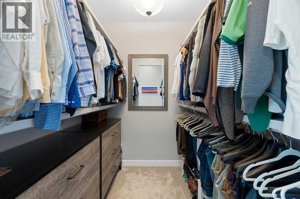 Single Family House for Sale in  Cochrane Road NW Banff Trail Calgary 