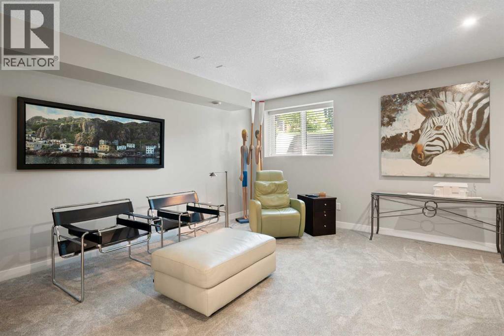 Single Family House for Sale in  Cochrane Road NW Banff Trail Calgary 
