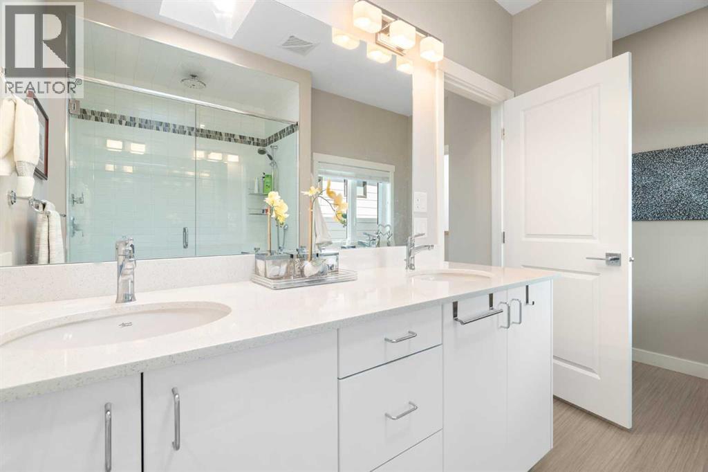 Single Family House for Sale in  Cochrane Road NW Banff Trail Calgary 
