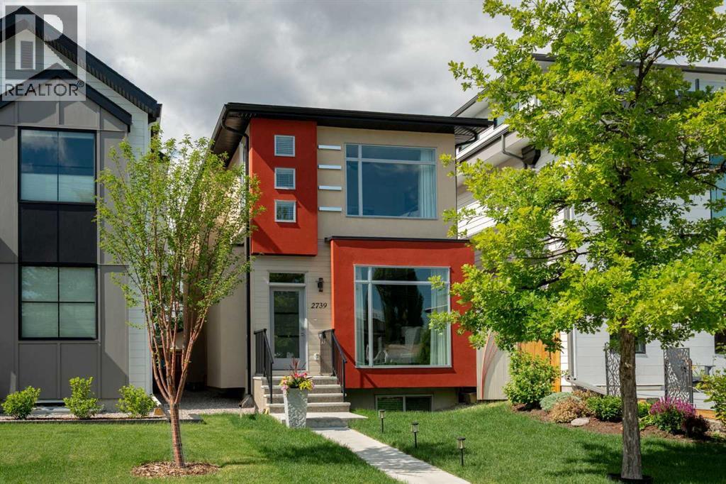 Single Family House for Sale in  Cochrane Road NW Banff Trail Calgary 