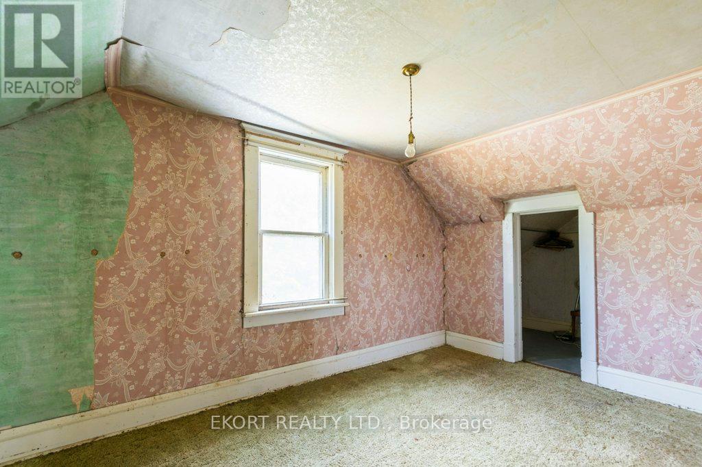 Photo 16 of 1172 Salem Road, Prince Edward County ON