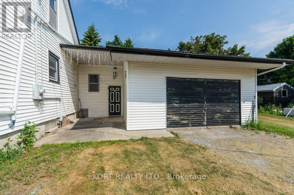 Photo 2 of 1172 Salem Road, Prince Edward County ON