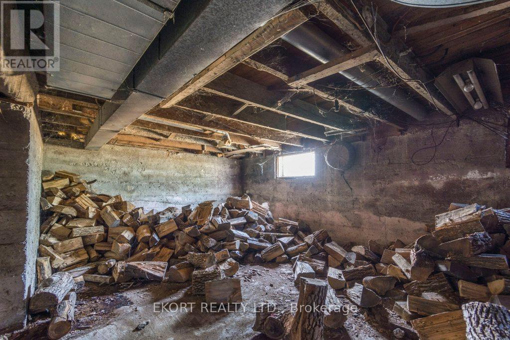 Photo 23 of 1172 Salem Road, Prince Edward County ON