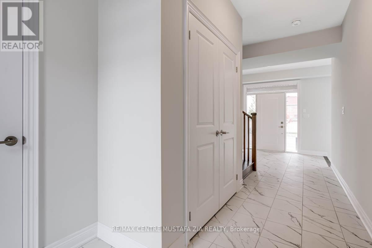Photo 10 of 2717 Westoak Trails Boulevard, Oakville ON
