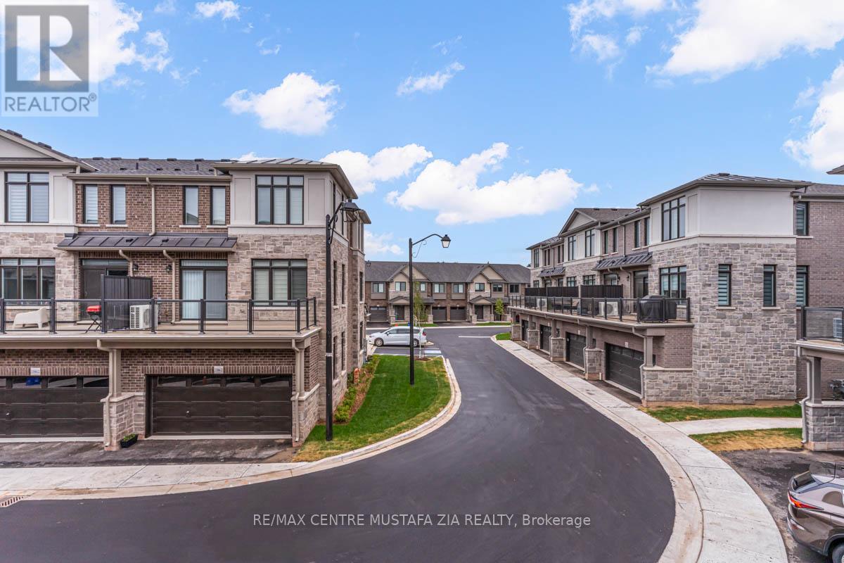 Photo 24 of 2717 Westoak Trails Boulevard, Oakville ON