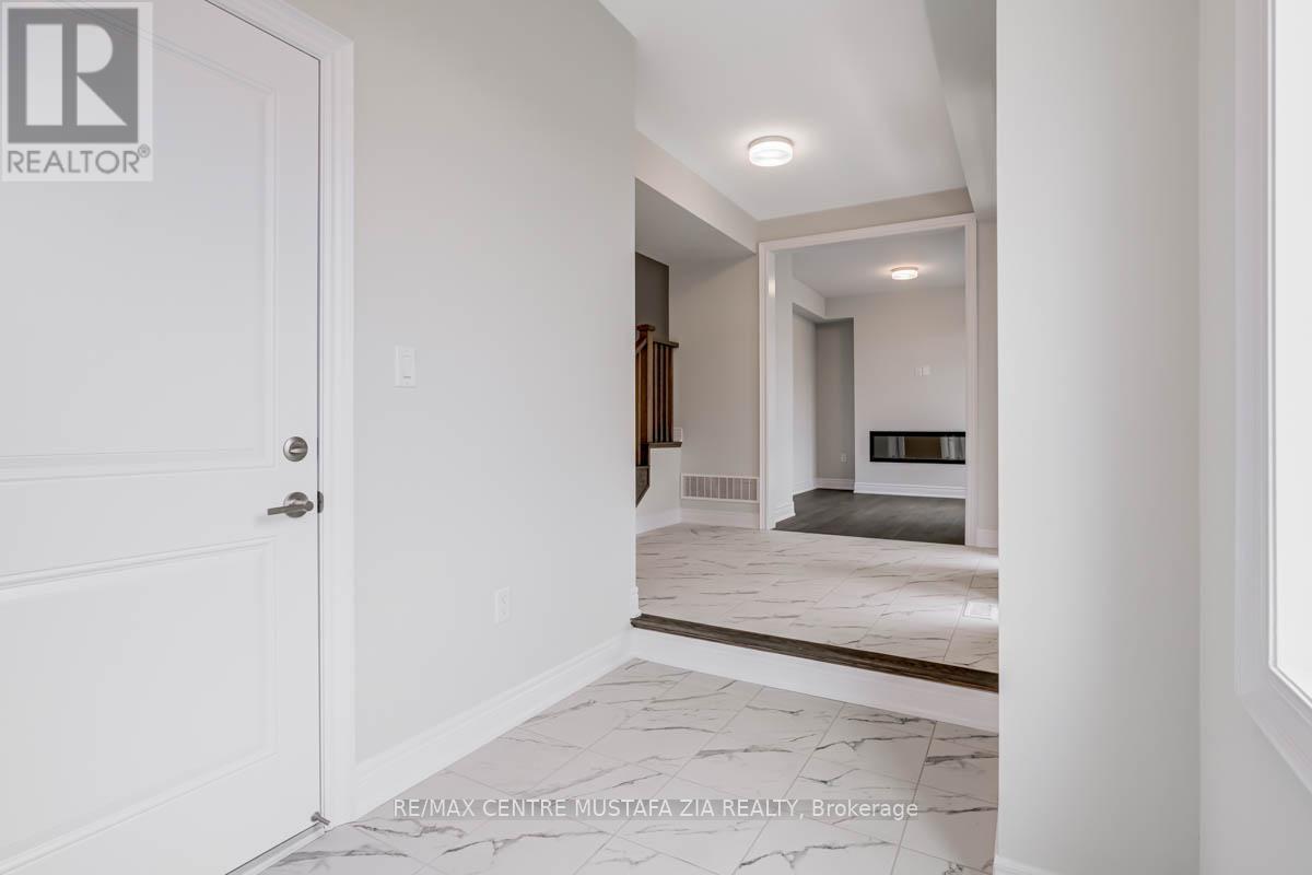 Photo 8 of 2717 Westoak Trails Boulevard, Oakville ON