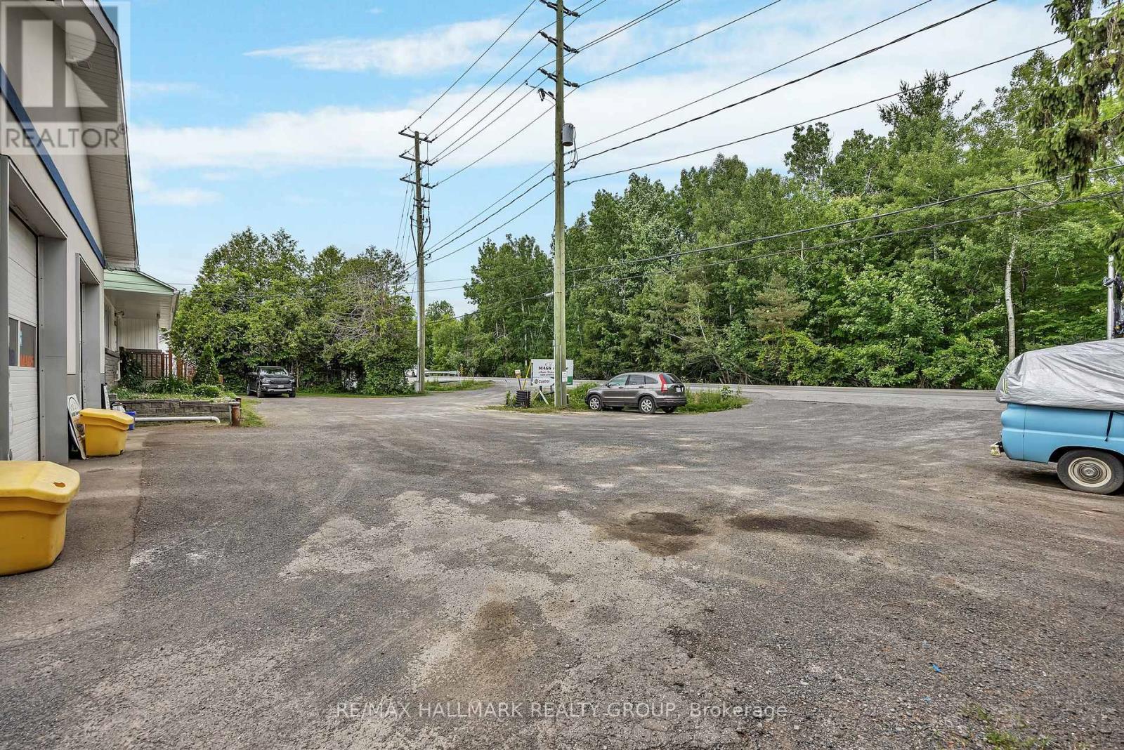 Photo 25 of 2460 Leitrim Road, Ottawa ON