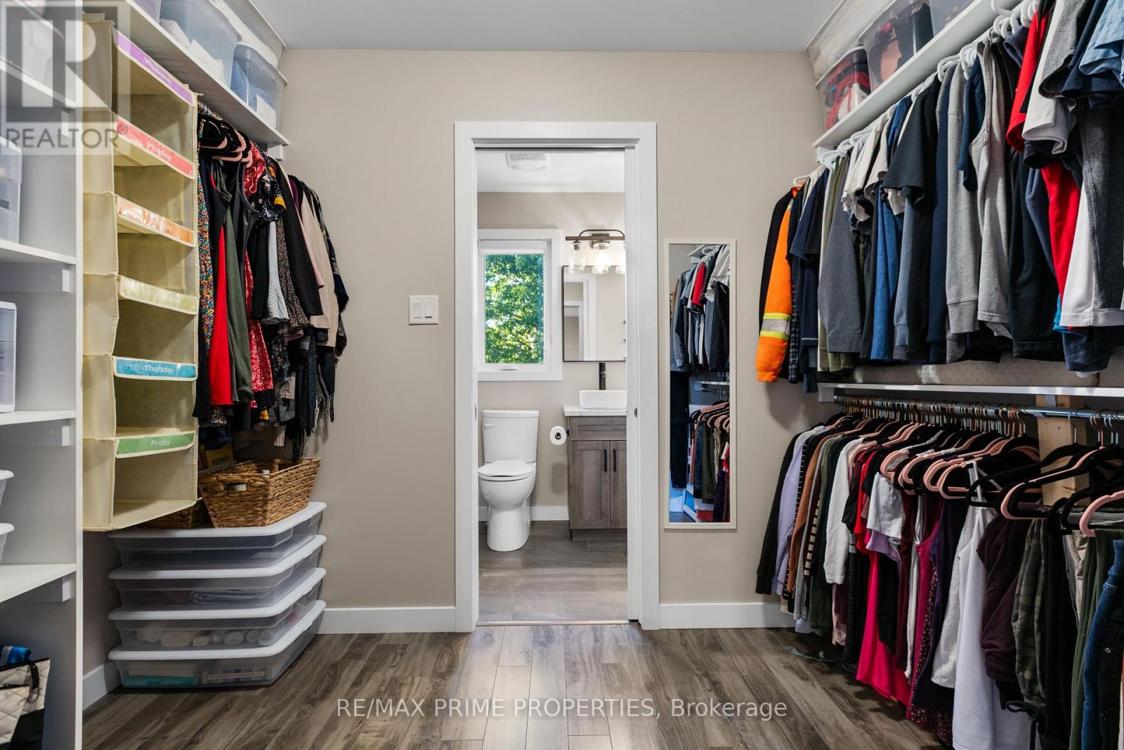 Photo 29 of 208 Filion Street, Russell ON
