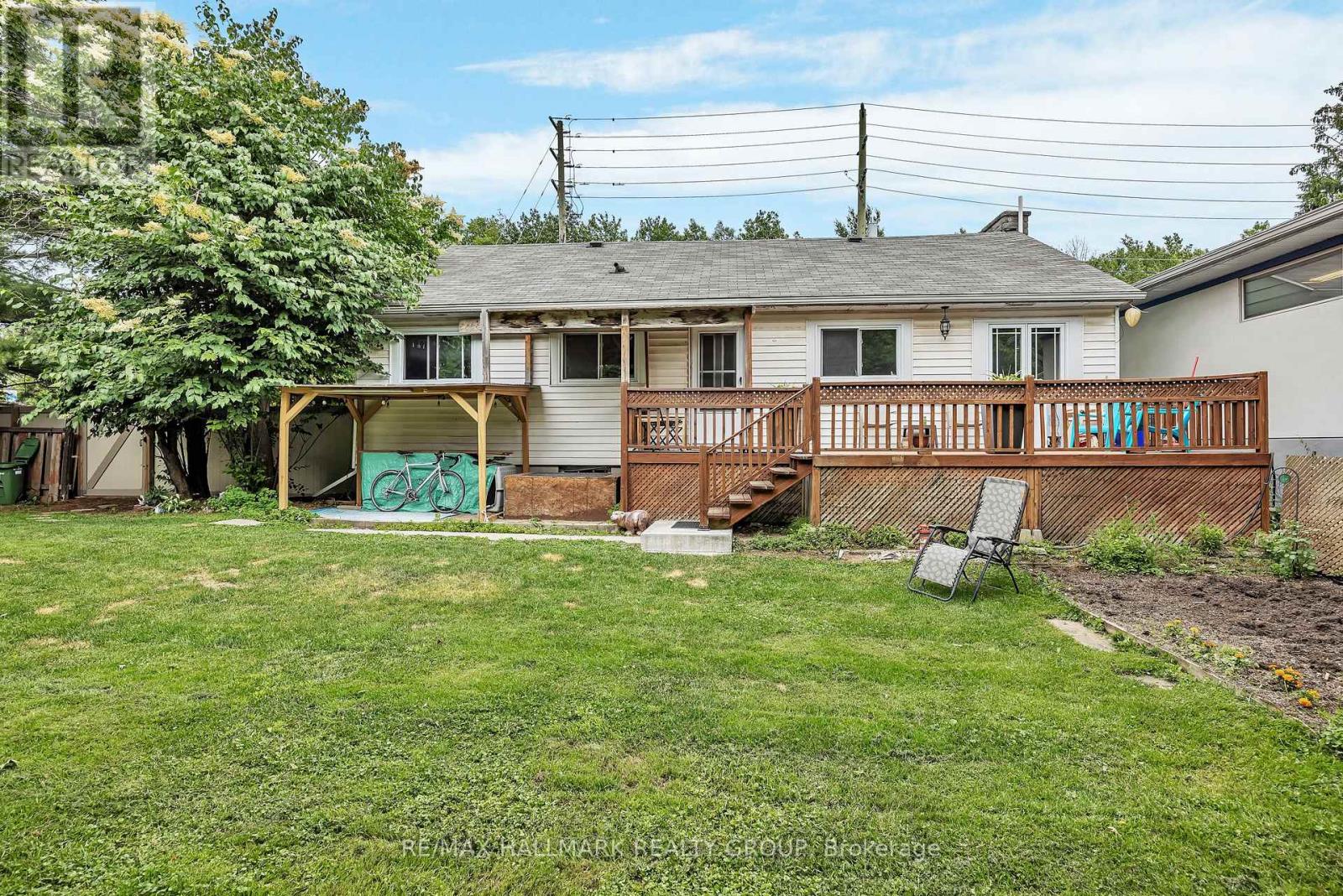 Photo 32 of 2460 Leitrim Road, Ottawa ON