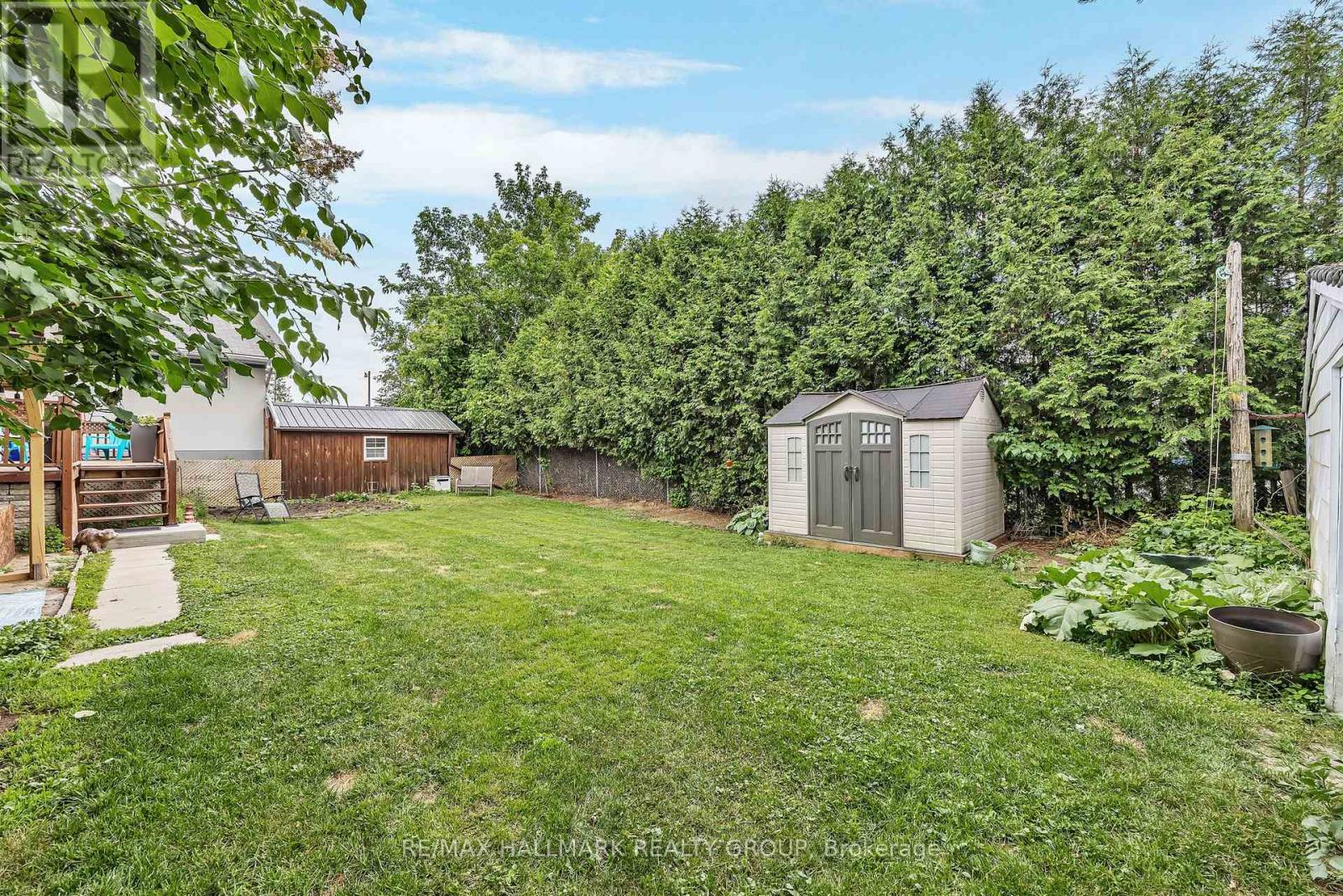 Photo 18 of 2460 Leitrim Road, Ottawa ON