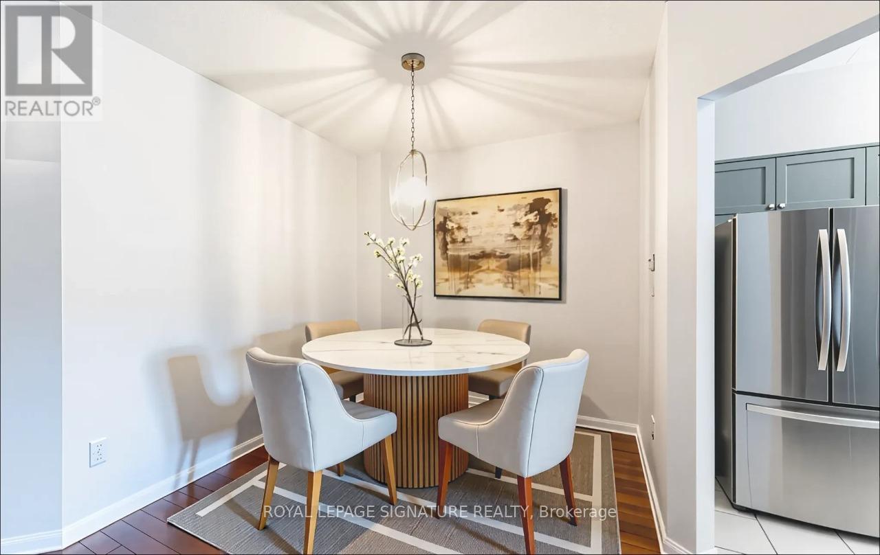 Photo 8 of 2 760 Village Green Boulevard, Mississauga ON