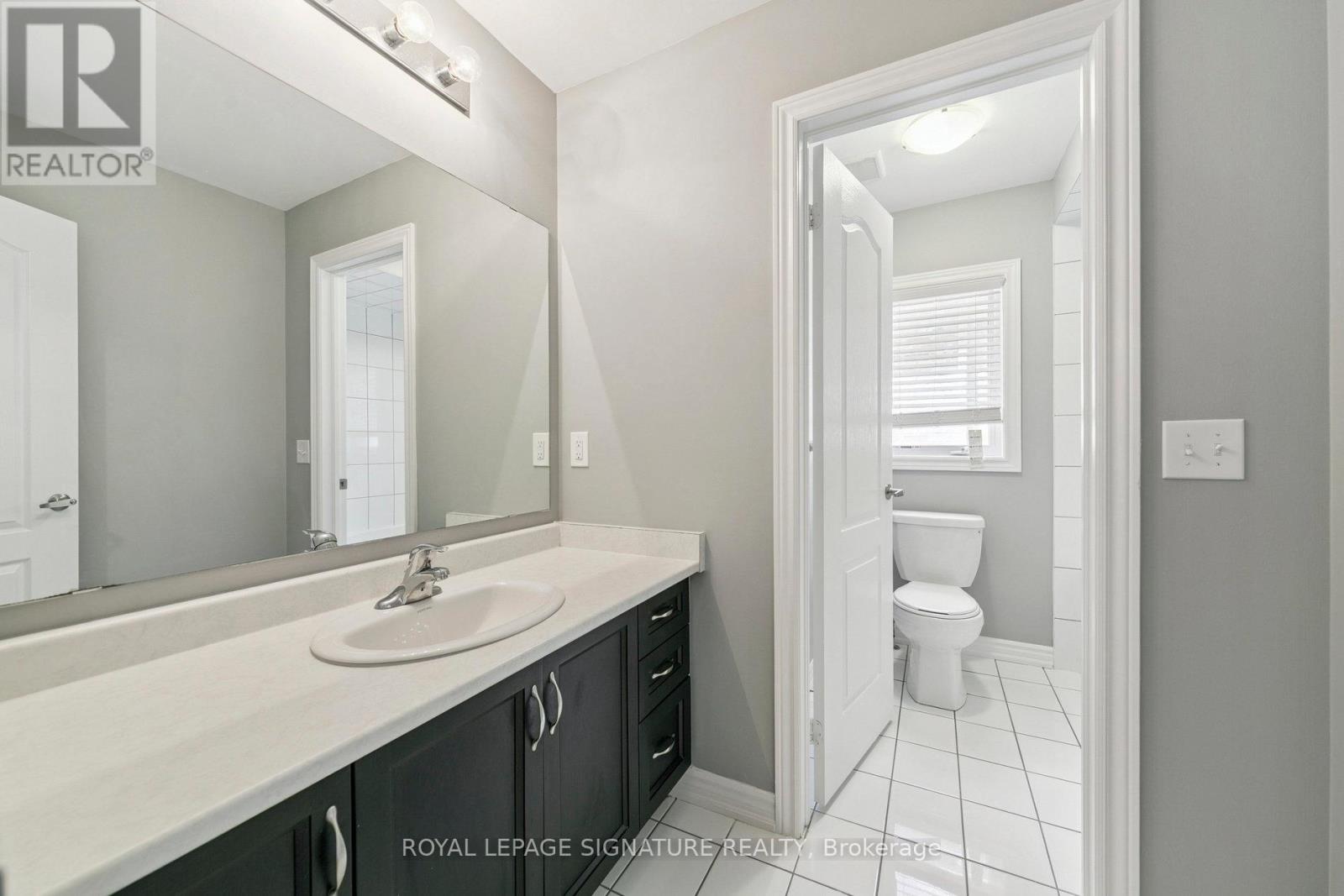 Photo 42 of 1466 Chretien Street, Milton ON