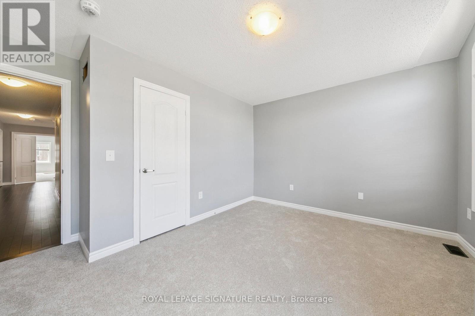 Photo 44 of 1466 Chretien Street, Milton ON