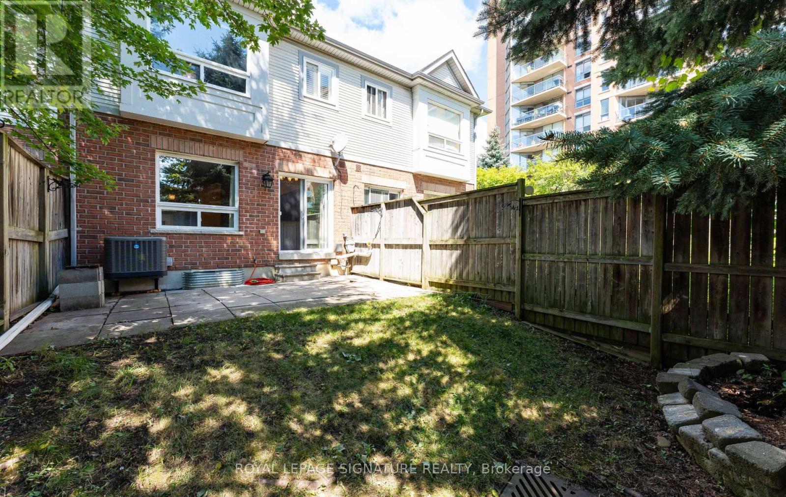 Photo 30 of 2 760 Village Green Boulevard, Mississauga ON