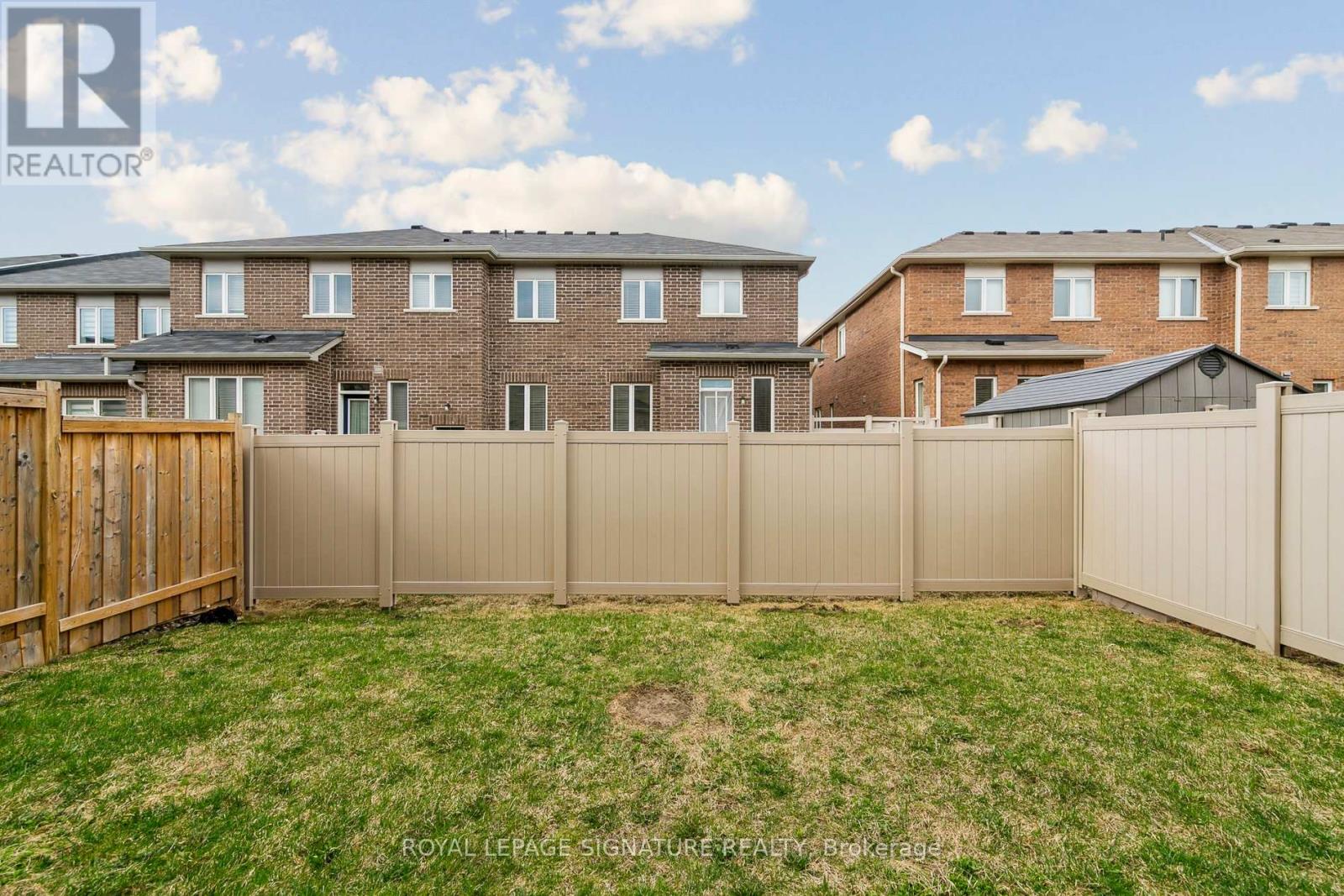 Photo 46 of 1466 Chretien Street, Milton ON