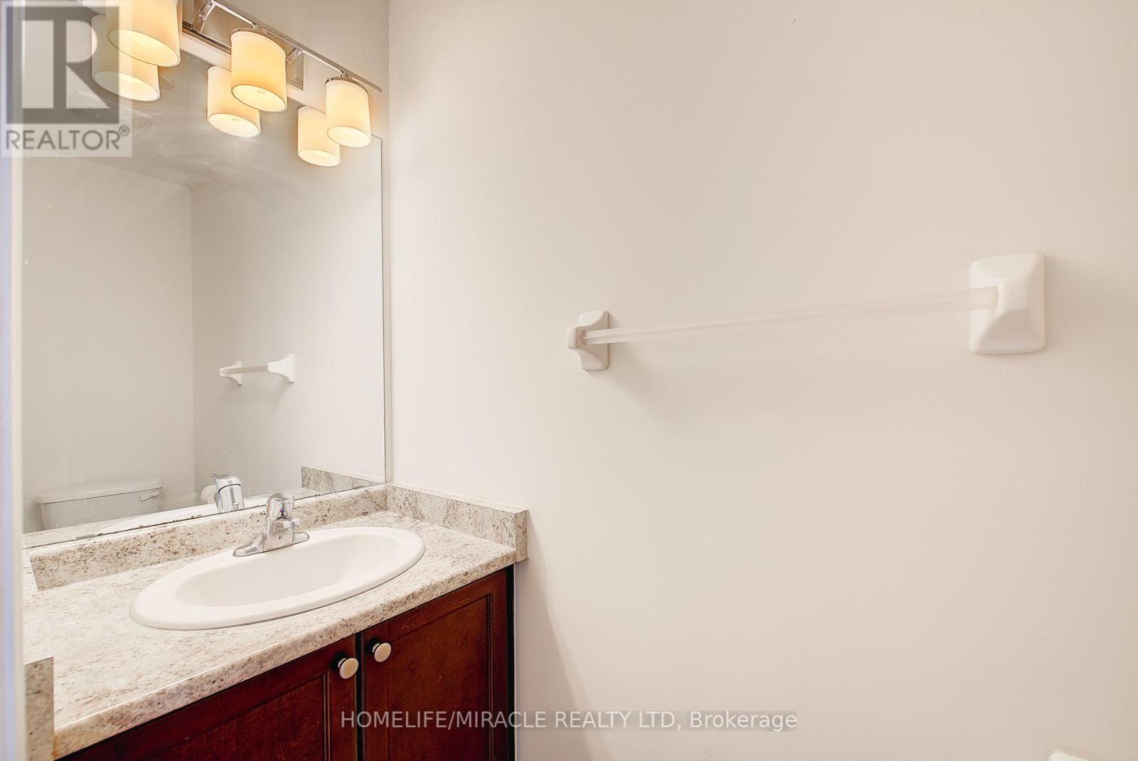 Photo 21 of 679 Baldwin Crescent, Woodstock ON