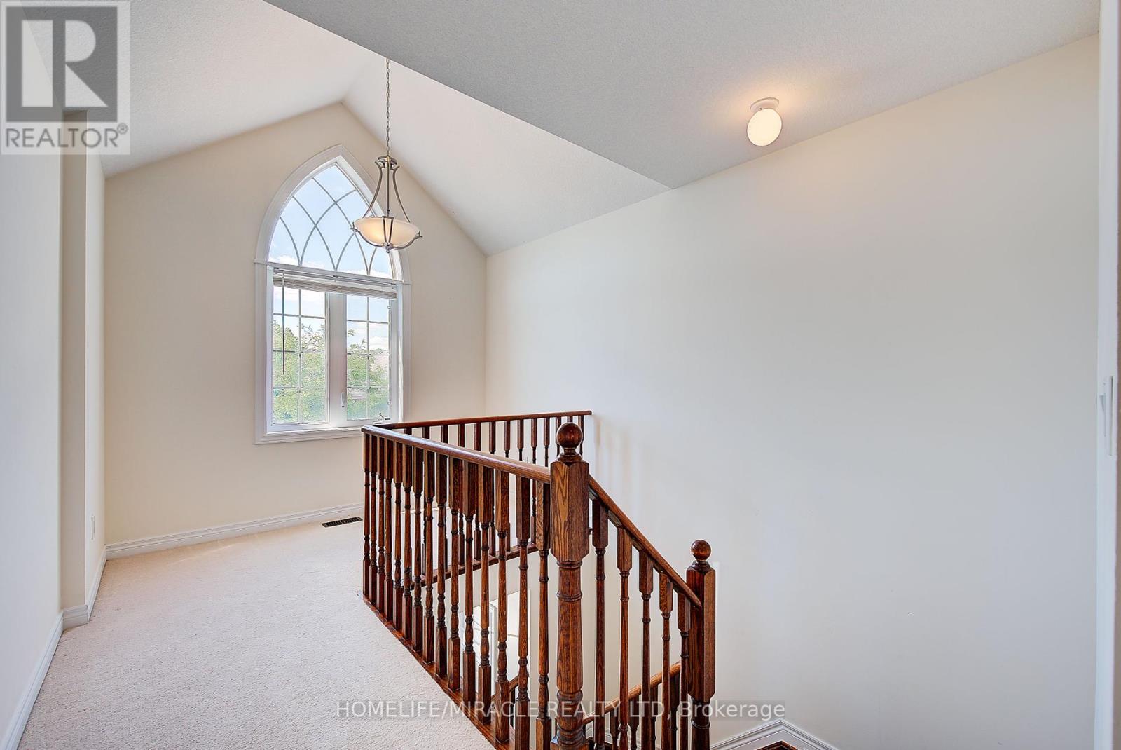 Photo 24 of 679 Baldwin Crescent, Woodstock ON