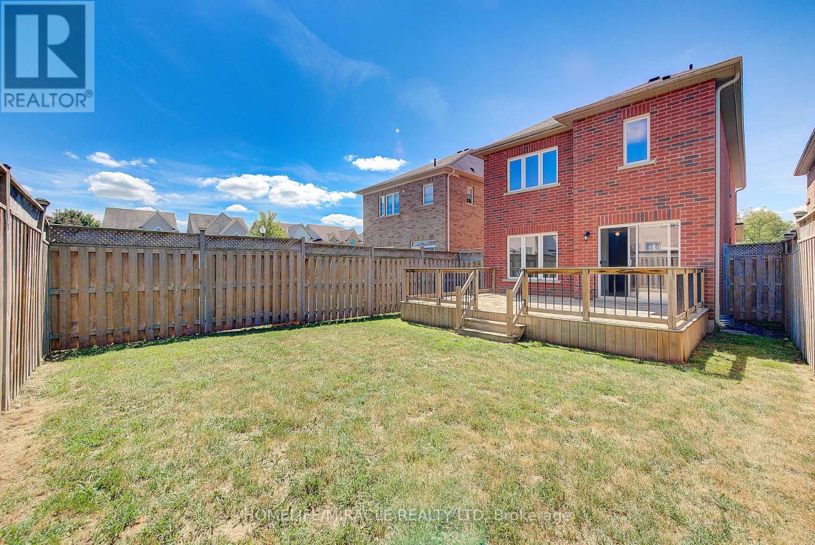 Photo 40 of 679 Baldwin Crescent, Woodstock ON