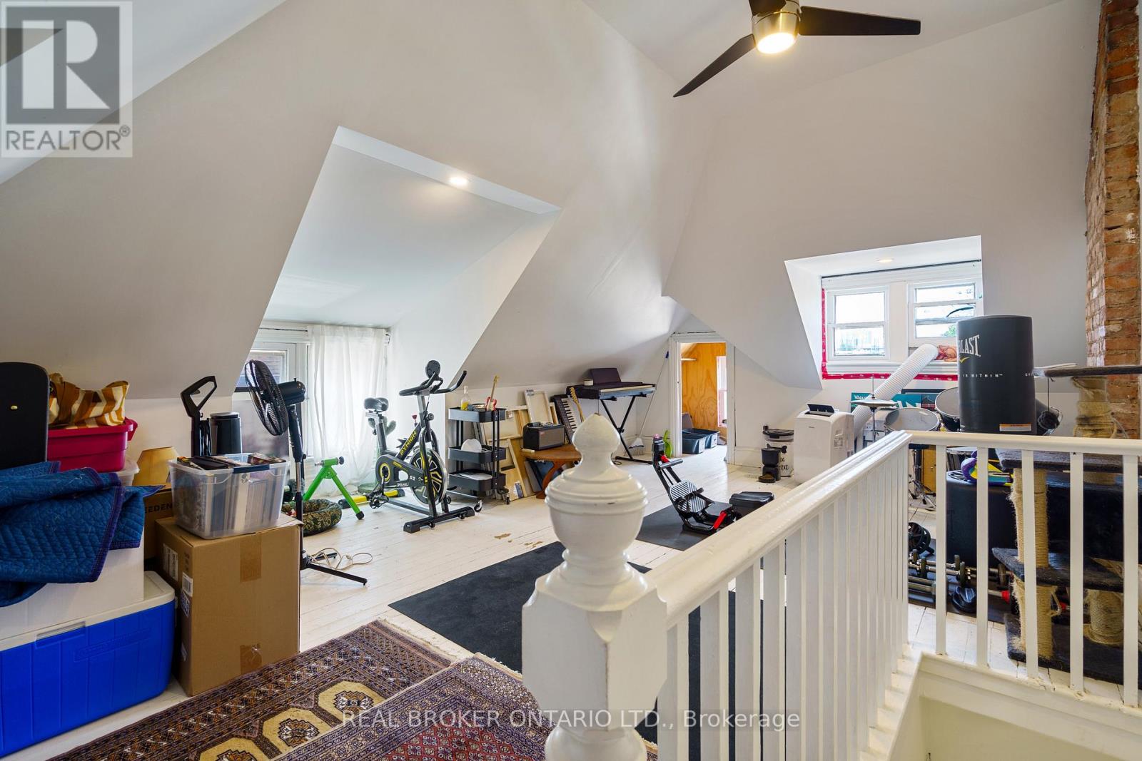 Photo 20 of 164 Catharine Street N, Hamilton ON