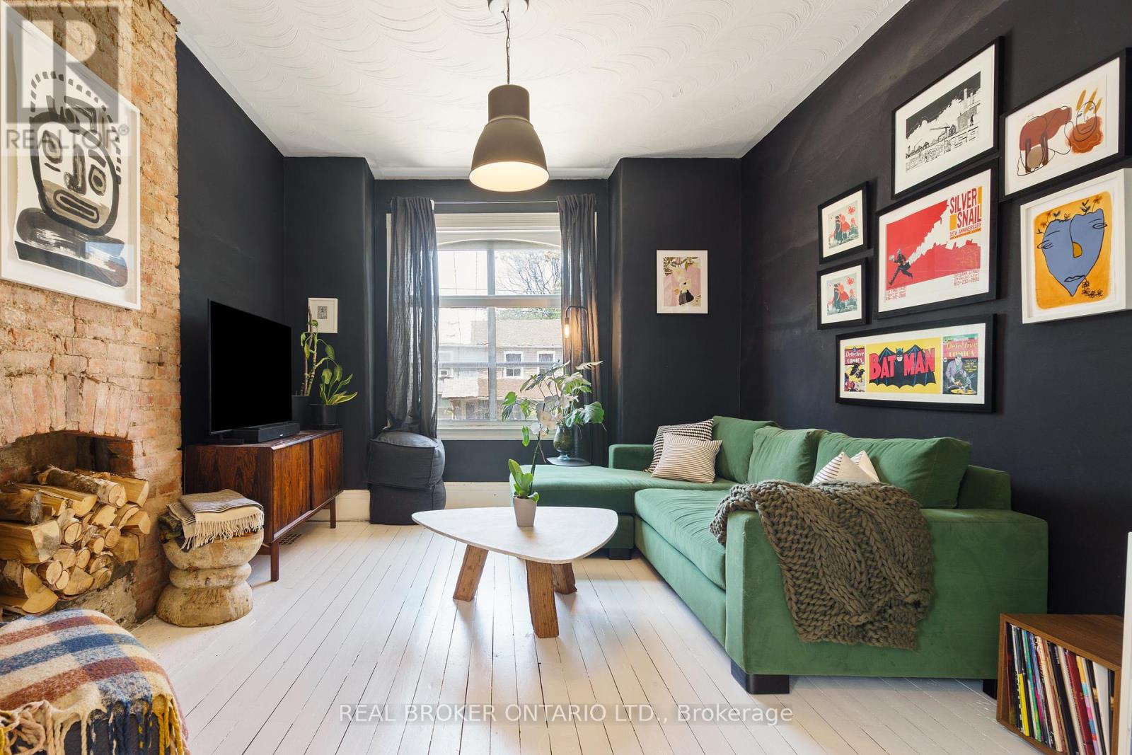 Photo 6 of 164 Catharine Street N, Hamilton ON