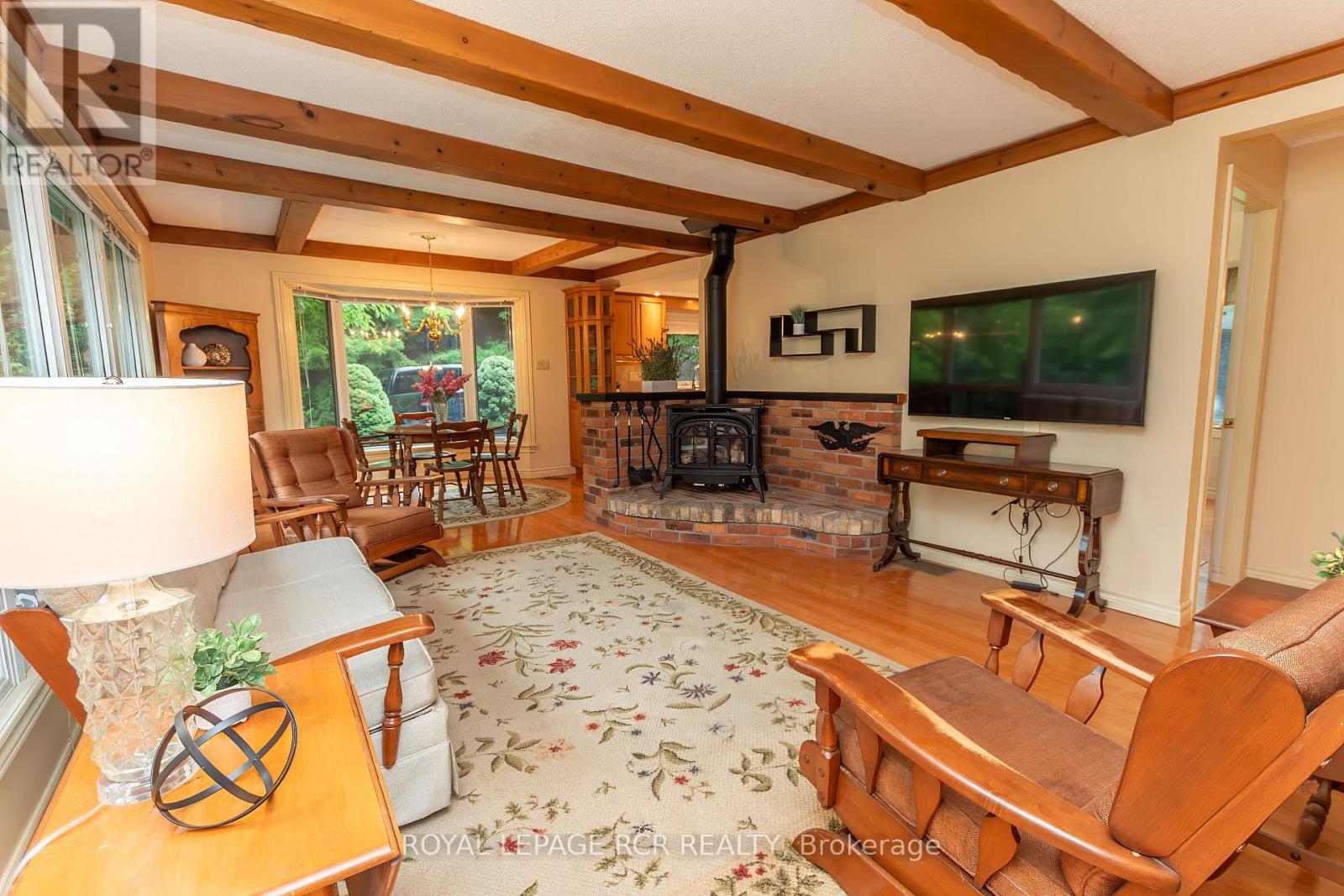 Photo 10 of 677303 Centre Road, Mulmur ON