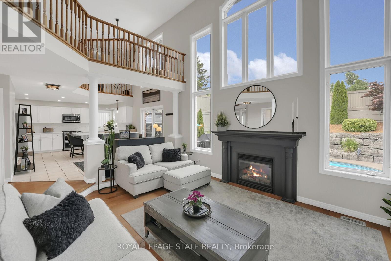 Photo 25 of 60 Gage Street, Grimsby ON