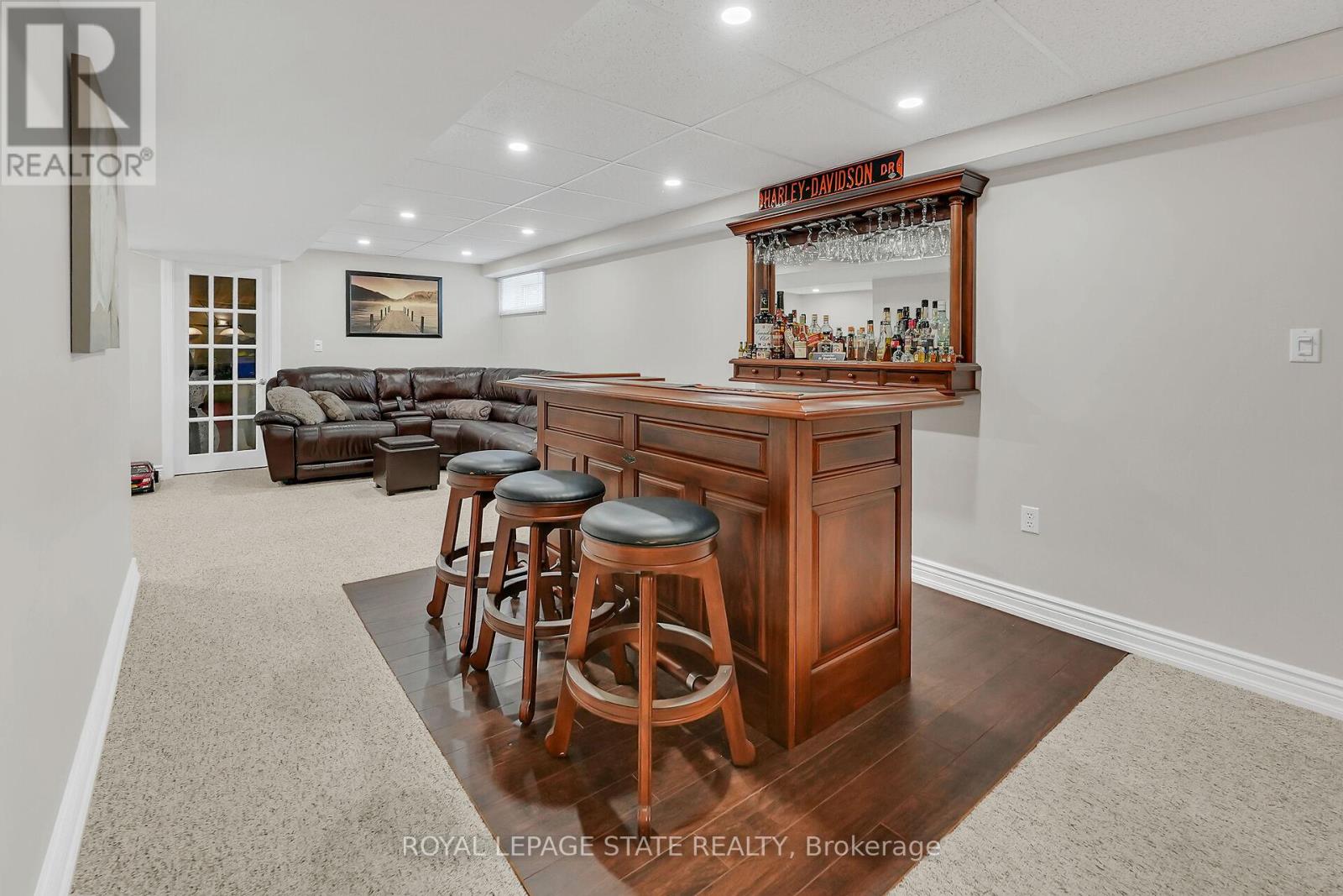 Photo 44 of 60 Gage Street, Grimsby ON