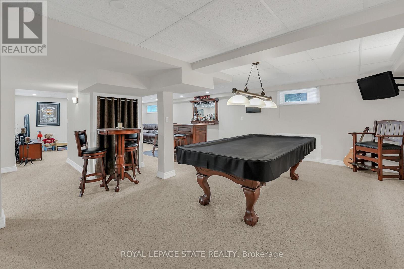 Photo 46 of 60 Gage Street, Grimsby ON