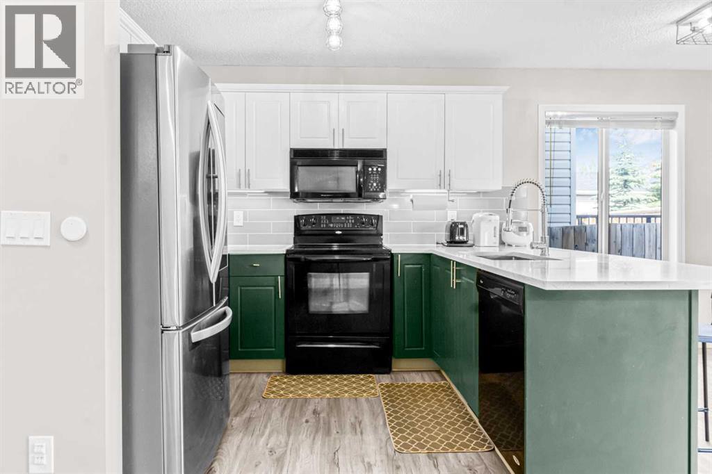 Photo 38 of 137 Covepark Crescent Ne, Calgary AB