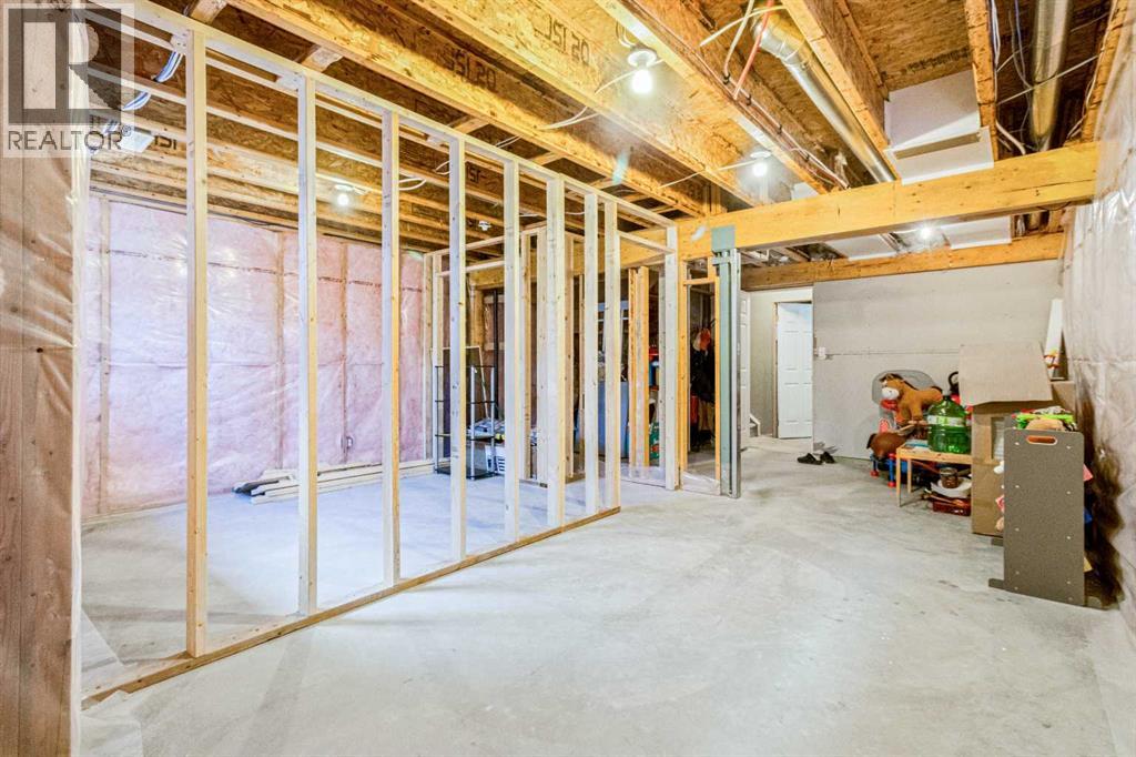 Photo 22 of 137 Covepark Crescent Ne, Calgary AB