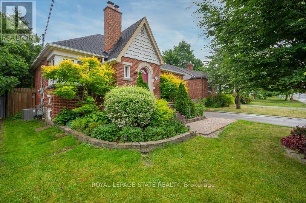 Photo 4 of 891 Garth Street, Hamilton ON