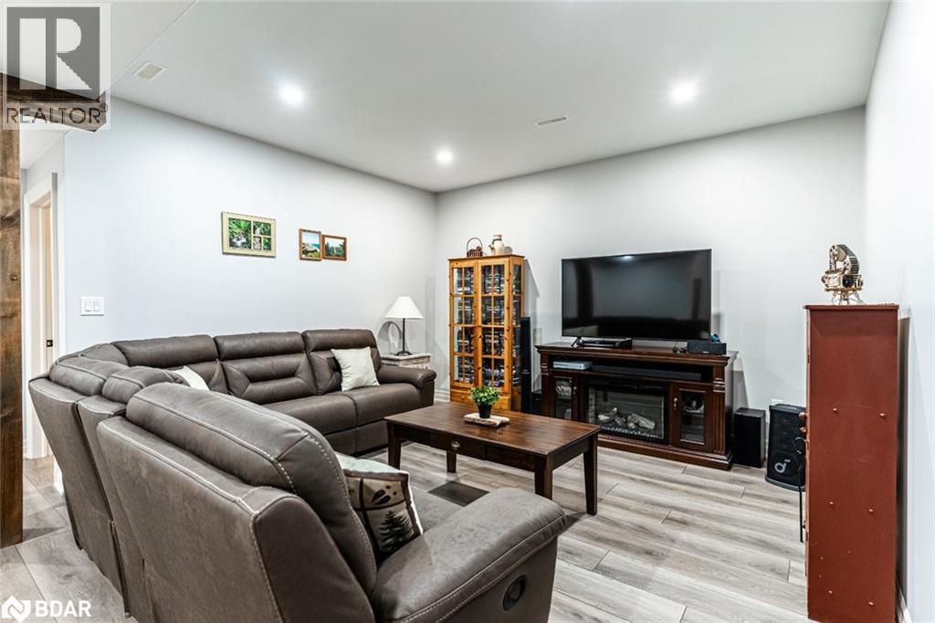 Photo 28 of 6 Valleyview Drive, Oromedonte ON