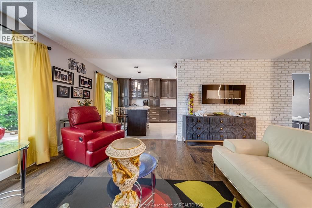 Photo 9 of 13158 Dillon Drive, Tecumseh ON