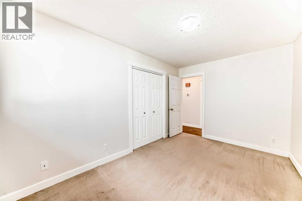 Single Family House Bungalow for Sale in   Street NE Temple Calgary 
