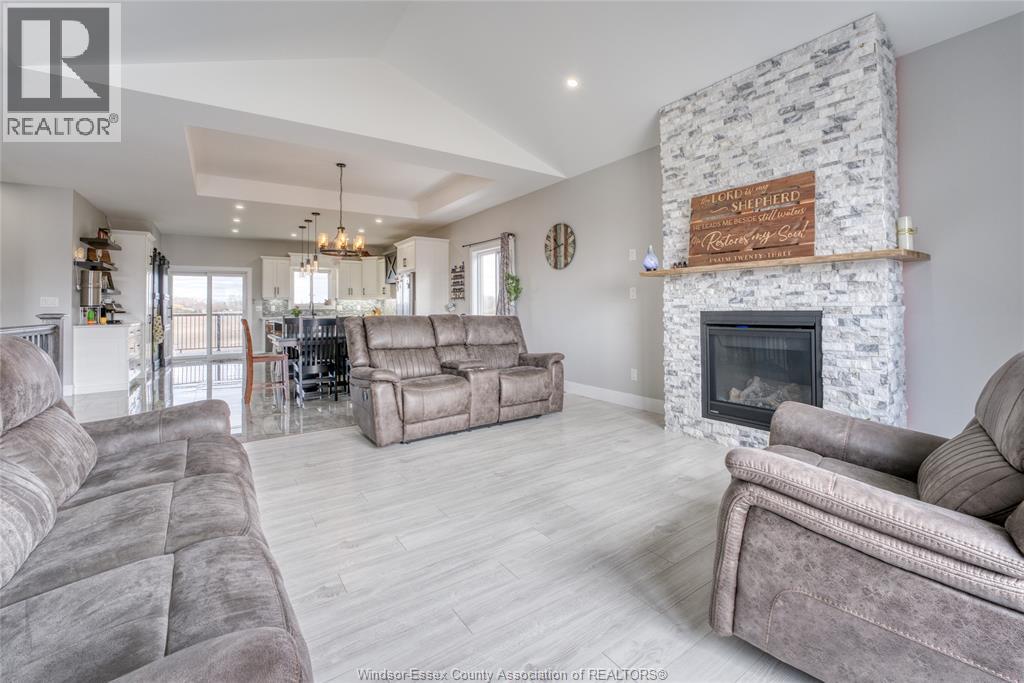 Photo 12 of 341 Concession Line 1, Wheatley ON
