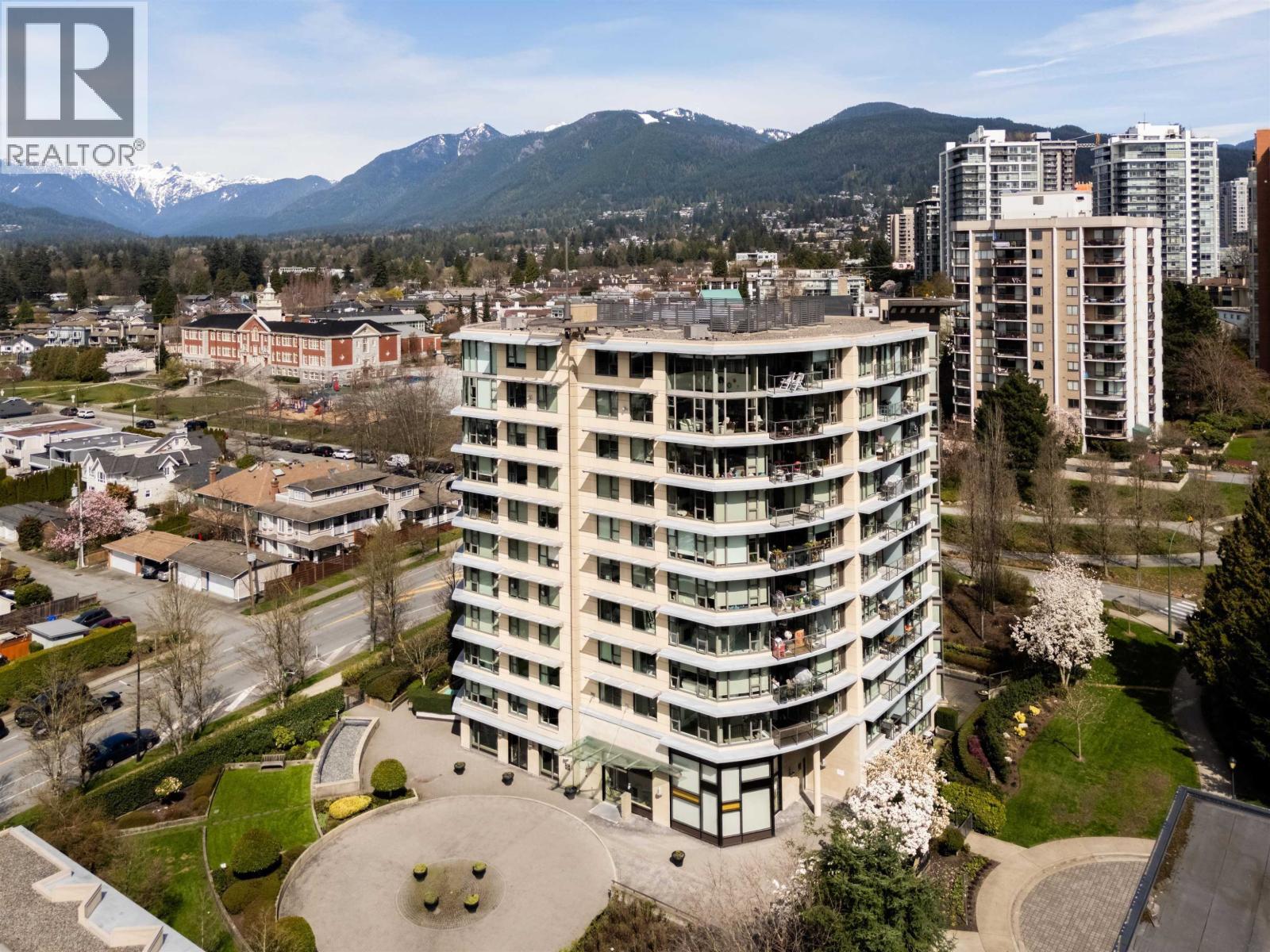 Photo 37 of Ph 3 683 W Victoria Park, North Vancouver BC