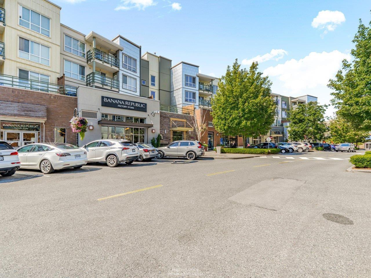 Photo 36 of 414 15735 Croydon Drive, Surrey BC