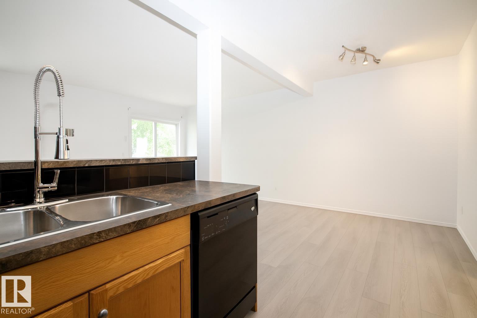 Photo 12 of 89 230 Edwards Dr Sw, Edmonton AB
