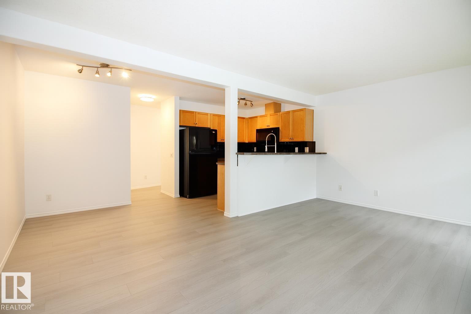Photo 6 of 89 230 Edwards Dr Sw, Edmonton AB