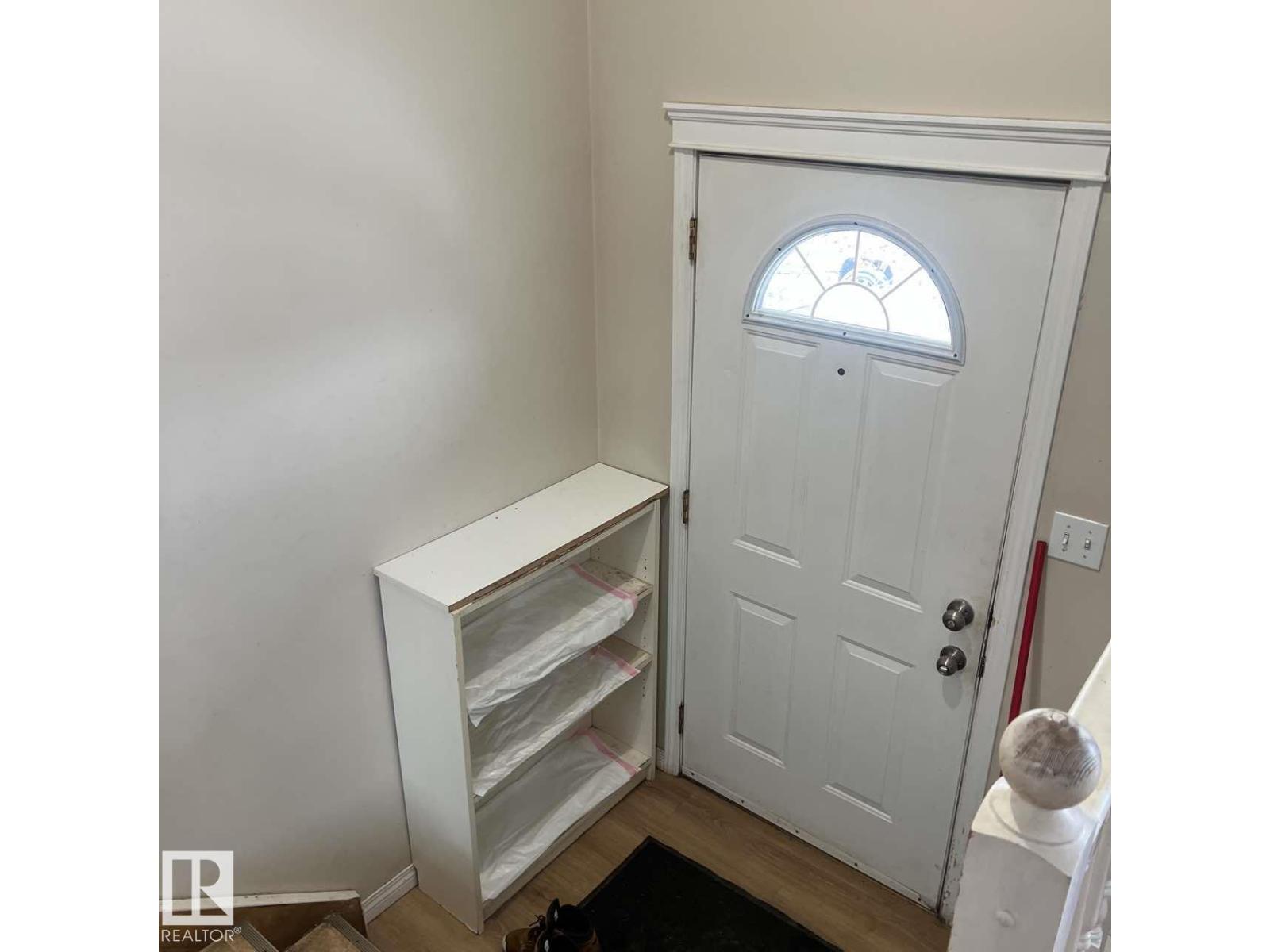 9518 106 AV NW, Edmonton