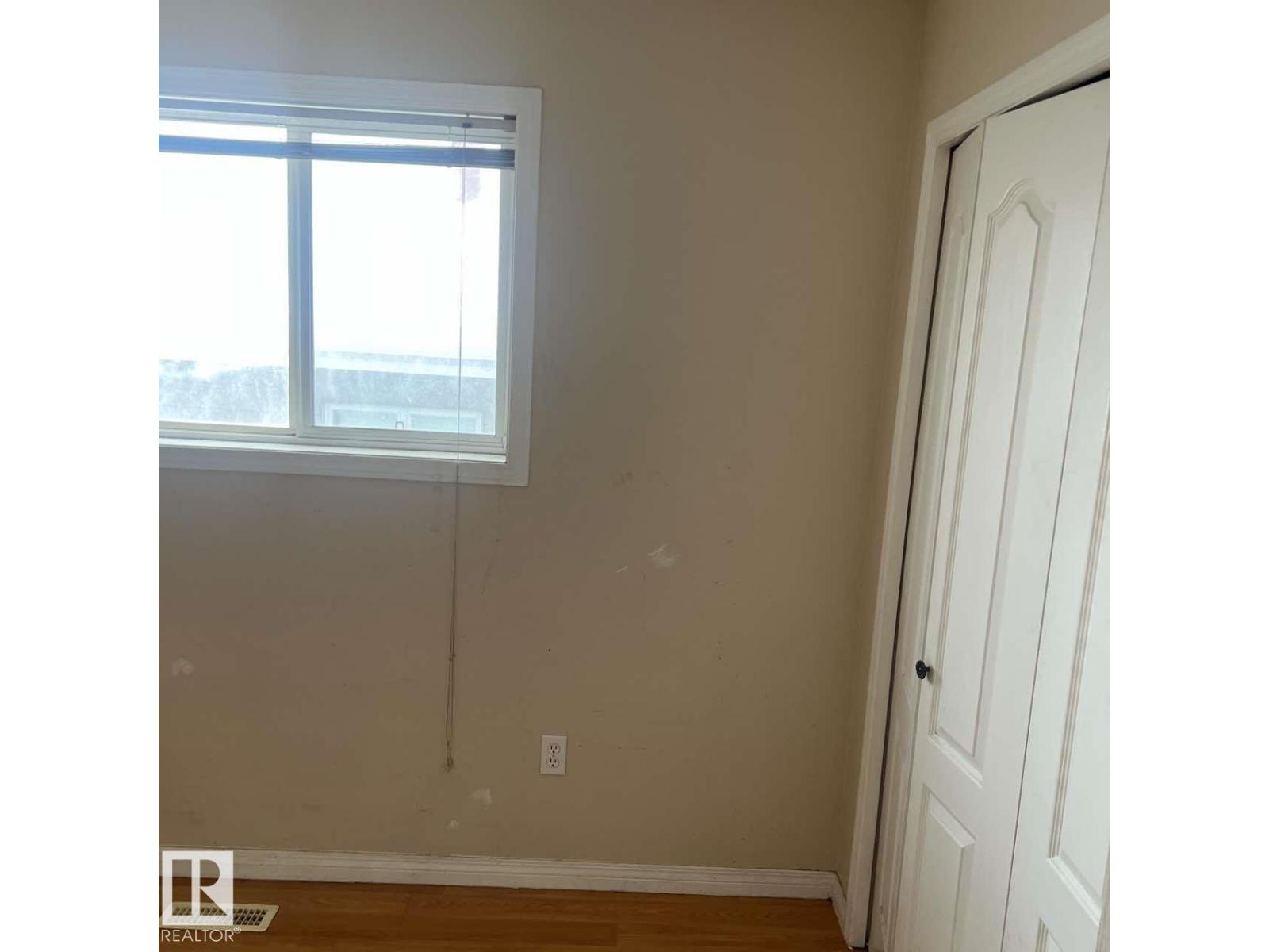 9518 106 AV NW, Edmonton